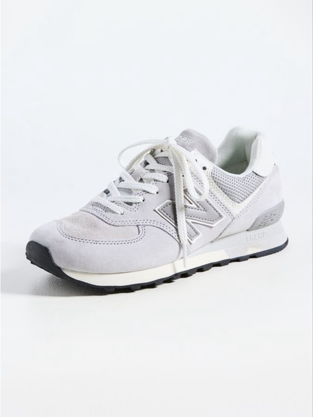 EUC New Balance NB 574 Suede Sneaker in Grey/White M9/W10.5